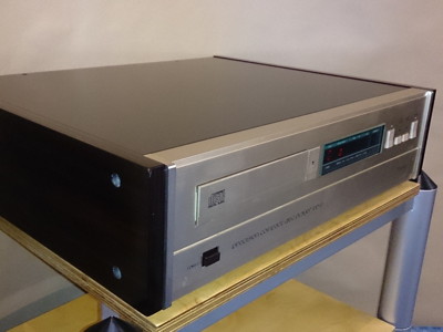 Accuphase DP70